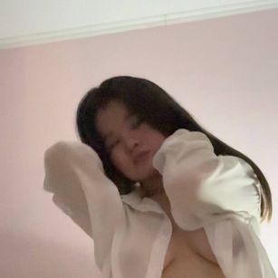 Model - BabyKally smallboobs