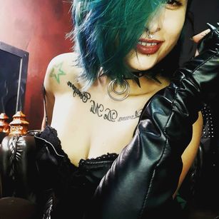 Model - Lilit Kovak cuckold