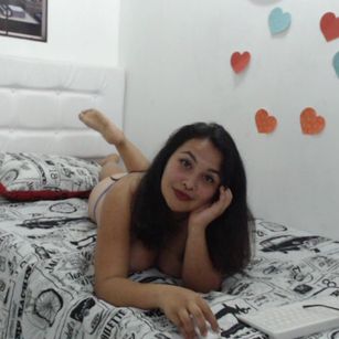 Model - Manuela Banks 4