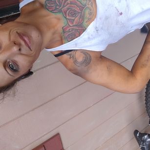 Model - Loveitdeep squirting