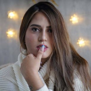 Model - hanna_martin footjob