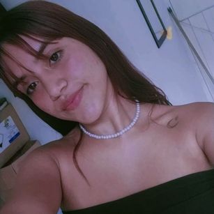 Model - Tania responsable