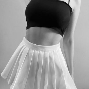 Model - miss-flora squirt