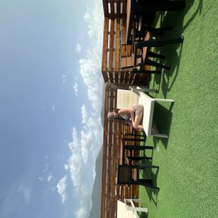 Model - Veronica Hot footjob