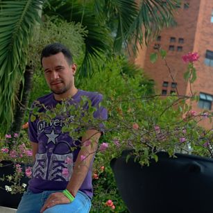 Model - axel navas fetish