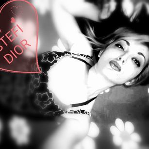 Model - StefiDior curvy