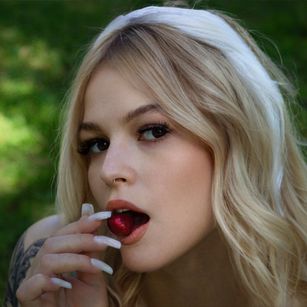 Model - LisaCherry roleplay