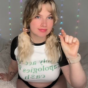 Model - xalexisstaylorrx joi