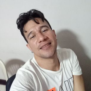 Model - axel navas latinboy