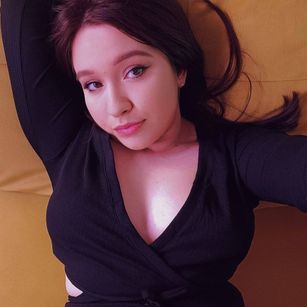 Model - Amelia Warner fastresponse