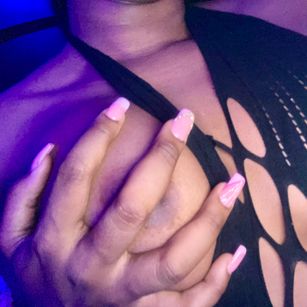 Model - ValkaFit dominatrix