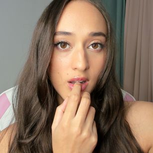 Model - Sylvie Gomez latina