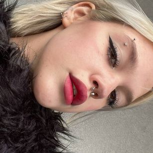 Model - Beatrix heels