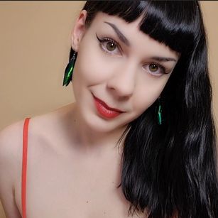 Model - Miss Stella Purr bigtits