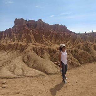 Model - ShaniSweet easygoing