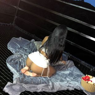 Model - Sofi Grisales teen