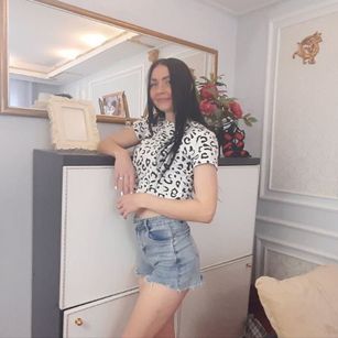 Model - EmmaGallagher suck