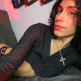 Model - VALERY STAR bigcock