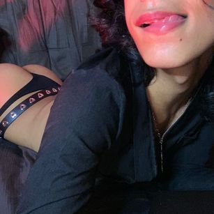 Model - VALERY STAR slave