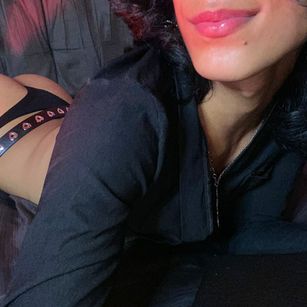 Model - VALERY STAR bondage