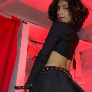 Model - VALERY STAR bondage