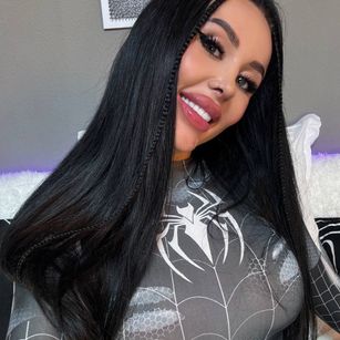 Model - kimberry oil