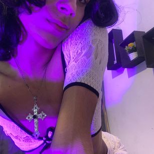 Model - VALERY STAR young