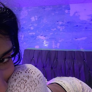 Model - VALERY STAR young