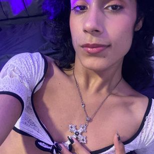 Model - VALERY STAR anal