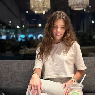 Model - Goddess Diana moneyslave