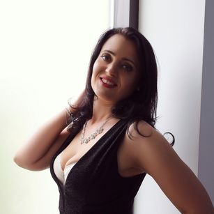 Model - LaurenNewton ass