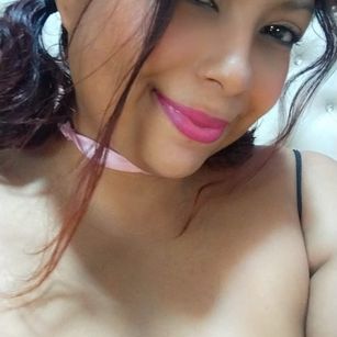 Model - NicolleRose fastresponse