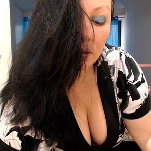 Model - BruneteBBW goodenglish