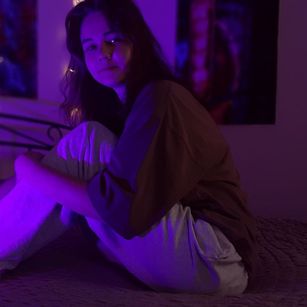 Model - DorattiBum masturbation