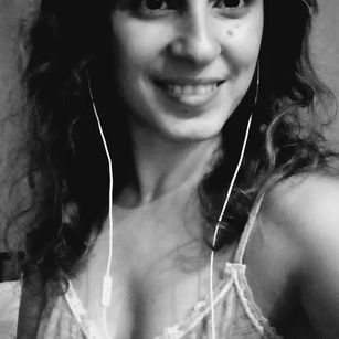 Model - ShelaDiass naked