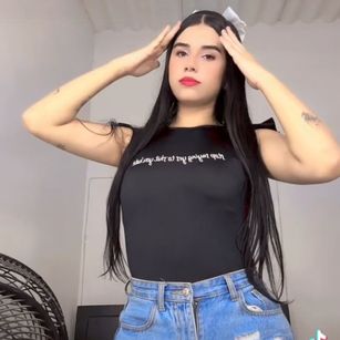 Model - CATALINA SANTANA young