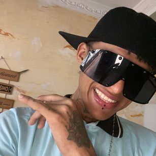 Model - ELIAM LIAN AND BRANDON young