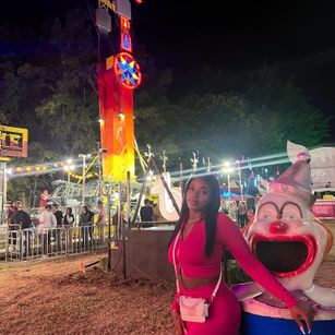 Model - MELY777 dance