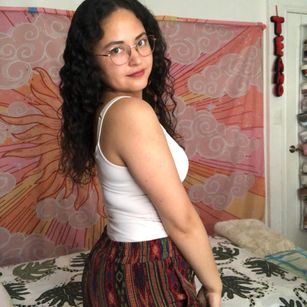 Model - HopeDarian sweet