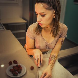 Model - Your Melody JOI