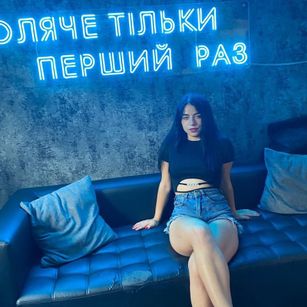 Model - Kitnes curvy