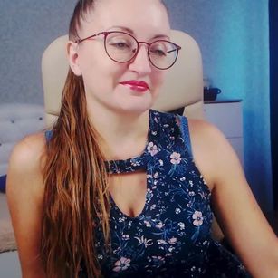 Model - BettyBishop Hot