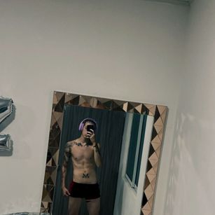 Model - Rich Ssin dirtytalk