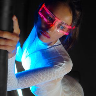 Model - lovellycat18 oil