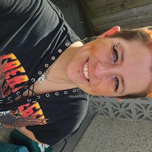 Model - Pixie Blossom xoxo piercings