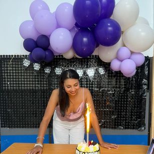 Model - BrandixPrice culo