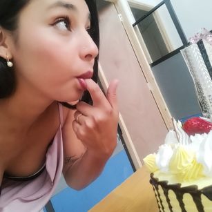 Model - BrandixPrice fetiche