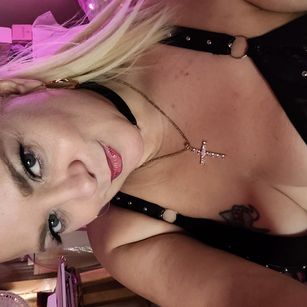 Model - Vixxie360 milf