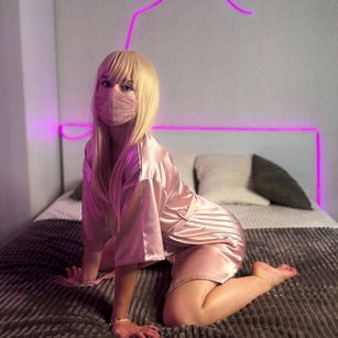 Model - Girl_in_Mask sph