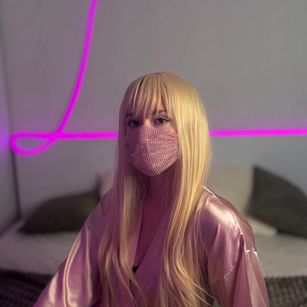 Model - Girl_in_Mask NONUDE